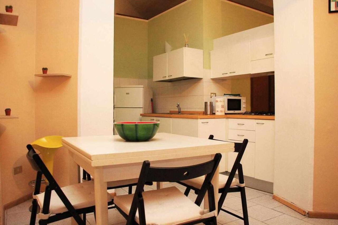 Antica Casa Oddone Apartment Asti Bagian luar foto