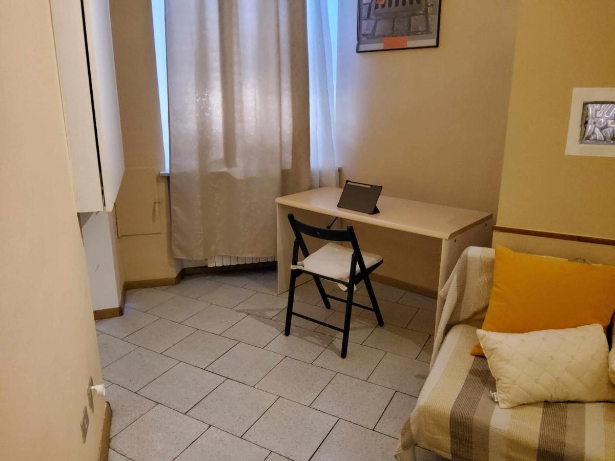 Antica Casa Oddone Apartment Asti Bagian luar foto