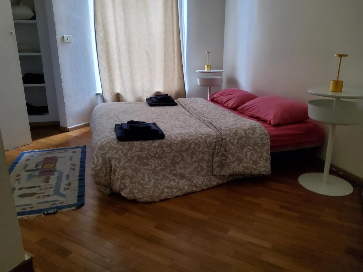 Antica Casa Oddone Apartment Asti Bagian luar foto